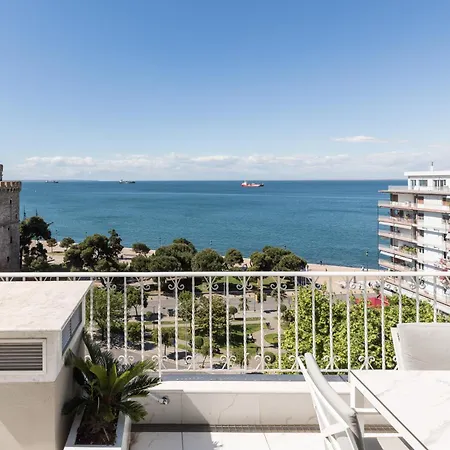 Апартаменти Aria, Lux Seafront Apt With White Tower View Салоніки